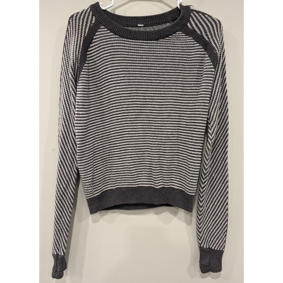 Lululemon Devi Crew Heathered Dark Grey in Primo Cotton Yarns Size 4 - Picture 1 of 7